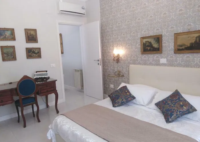 Centro Storico Maschio Angioino House